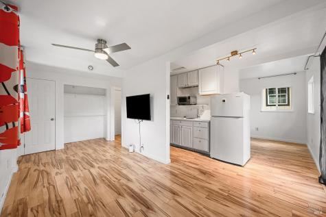 9870 River Road Forestville CA 95436