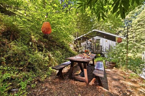 14993 Merry Lane Guerneville CA 95446
