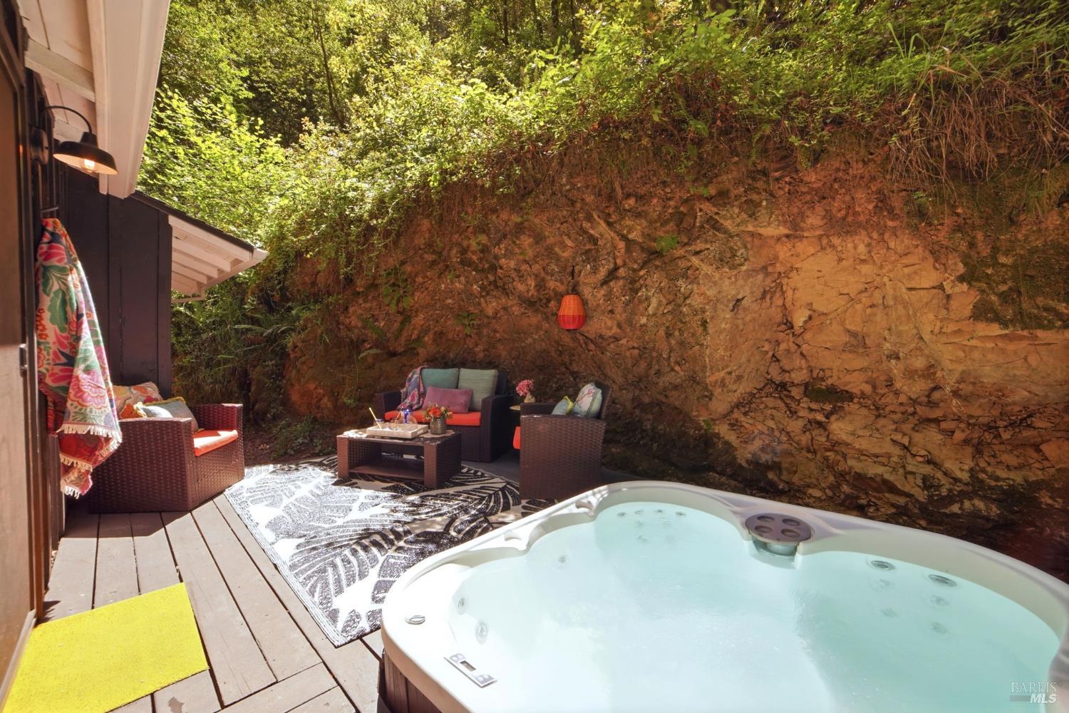 14993 Merry Lane Guerneville CA 95446