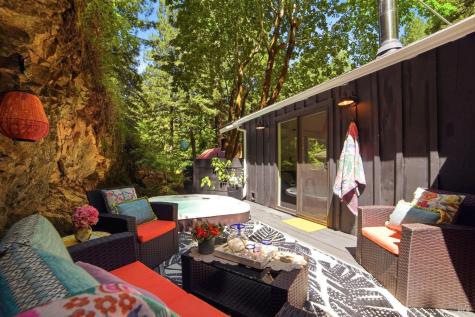 14993 Merry Lane Guerneville CA 95446