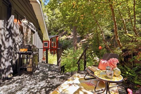 14993 Merry Lane Guerneville CA 95446