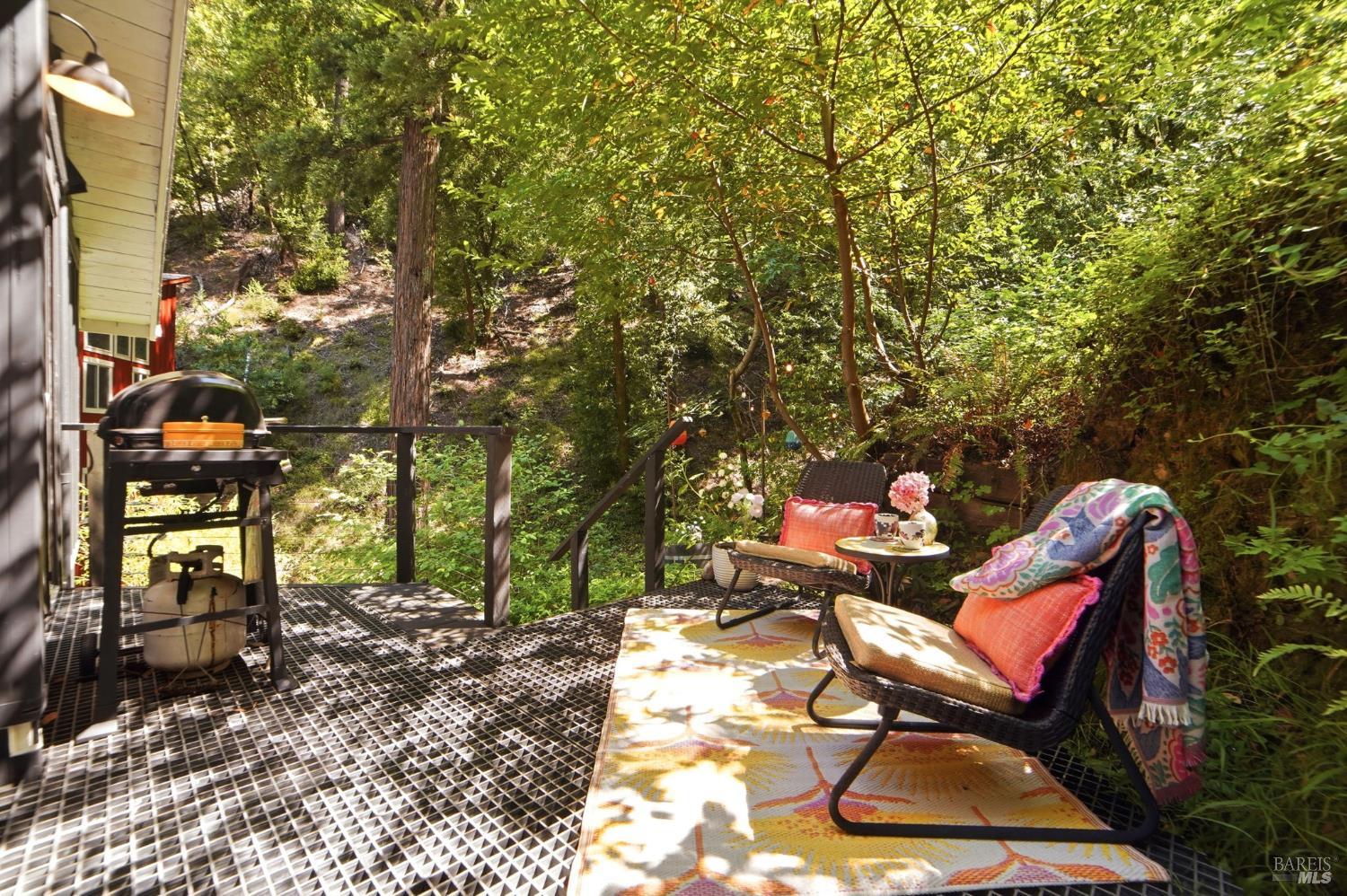 14993 Merry Lane Guerneville CA 95446