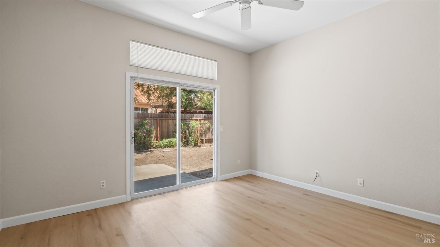 355 Sun Valley Way Vacaville CA 95688