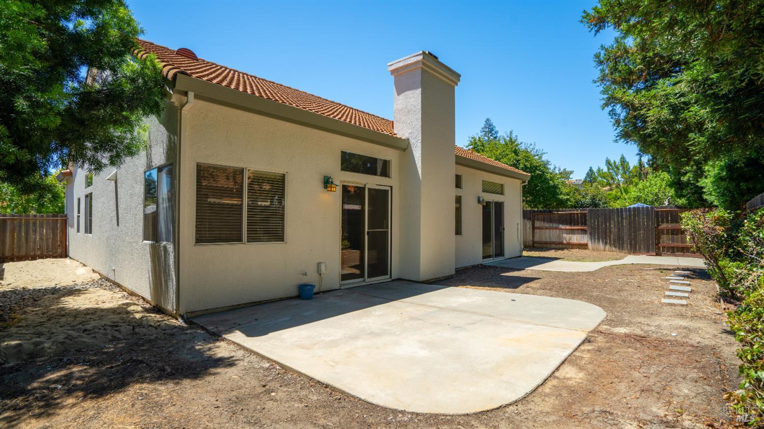 355 Sun Valley Way Vacaville CA 95688