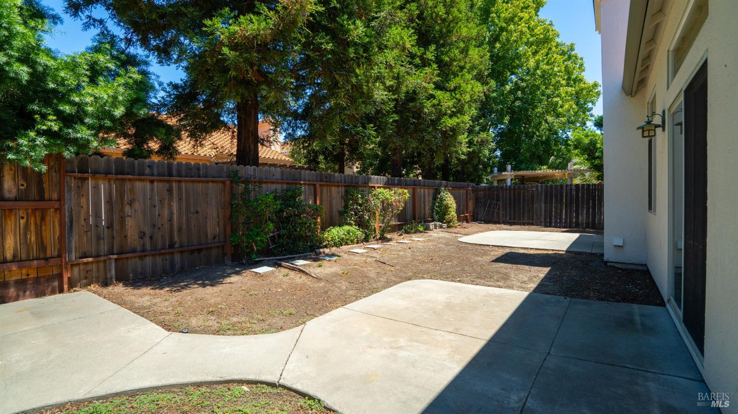 355 Sun Valley Way Vacaville CA 95688