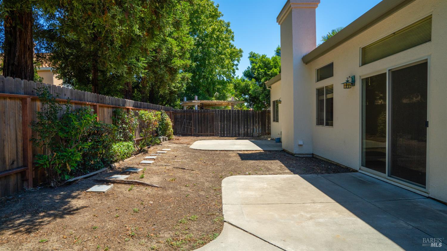 355 Sun Valley Way Vacaville CA 95688
