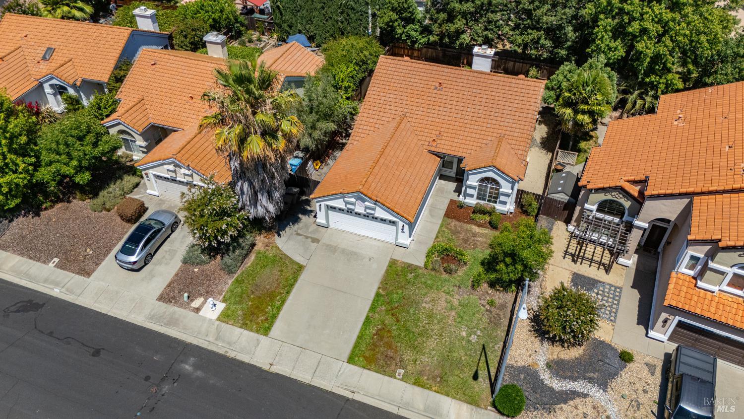 355 Sun Valley Way Vacaville CA 95688
