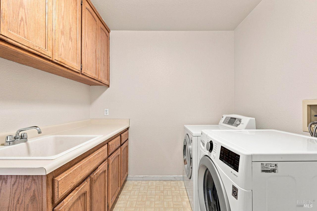 2994 Tuxedo Place Santa Rosa CA 95405