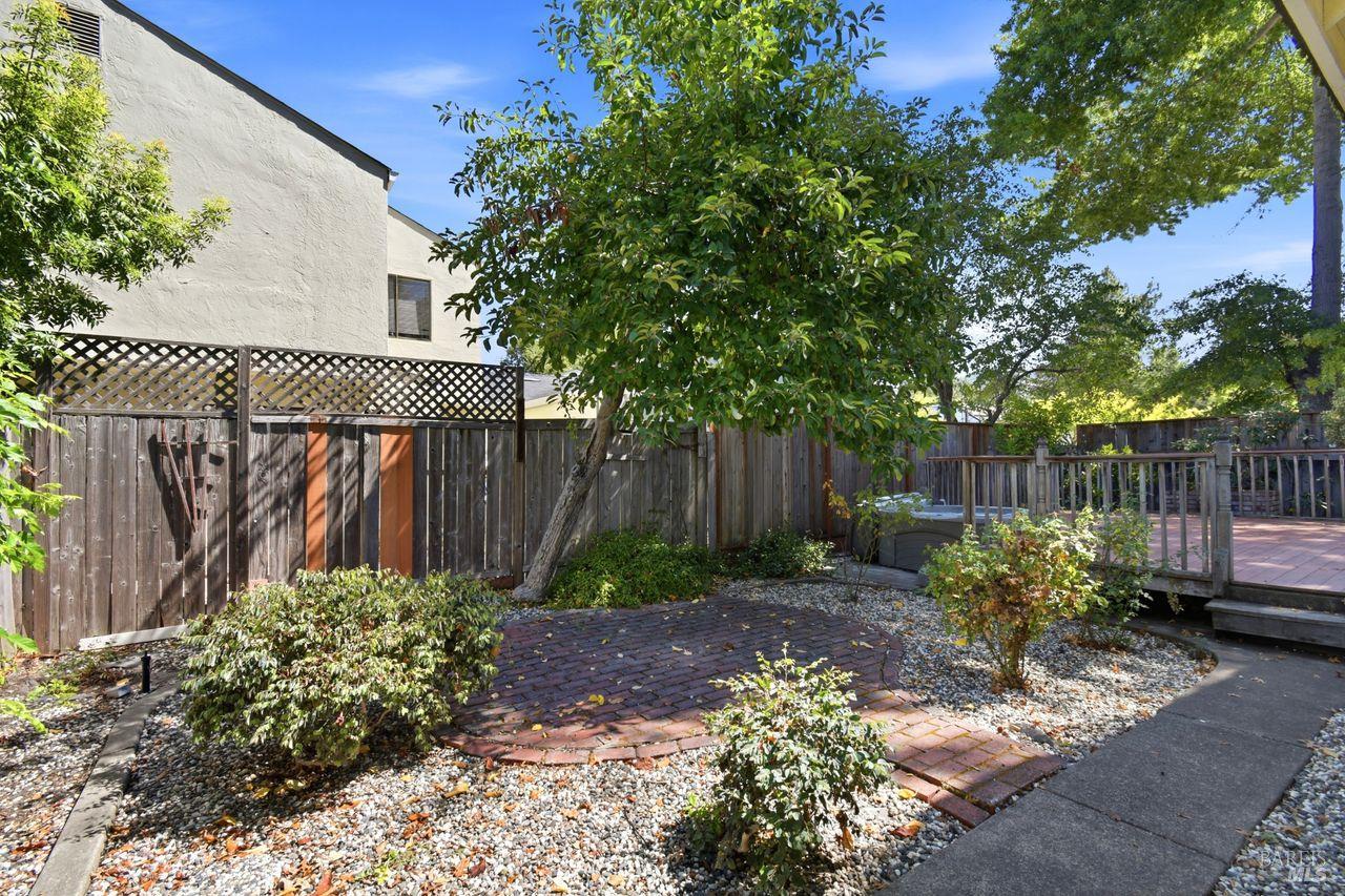 2994 Tuxedo Place Santa Rosa CA 95405