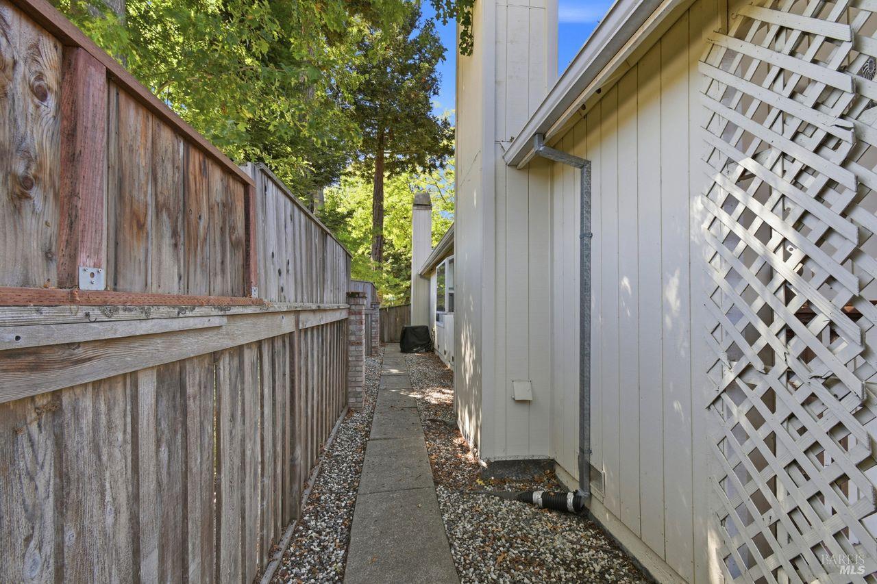 2994 Tuxedo Place Santa Rosa CA 95405