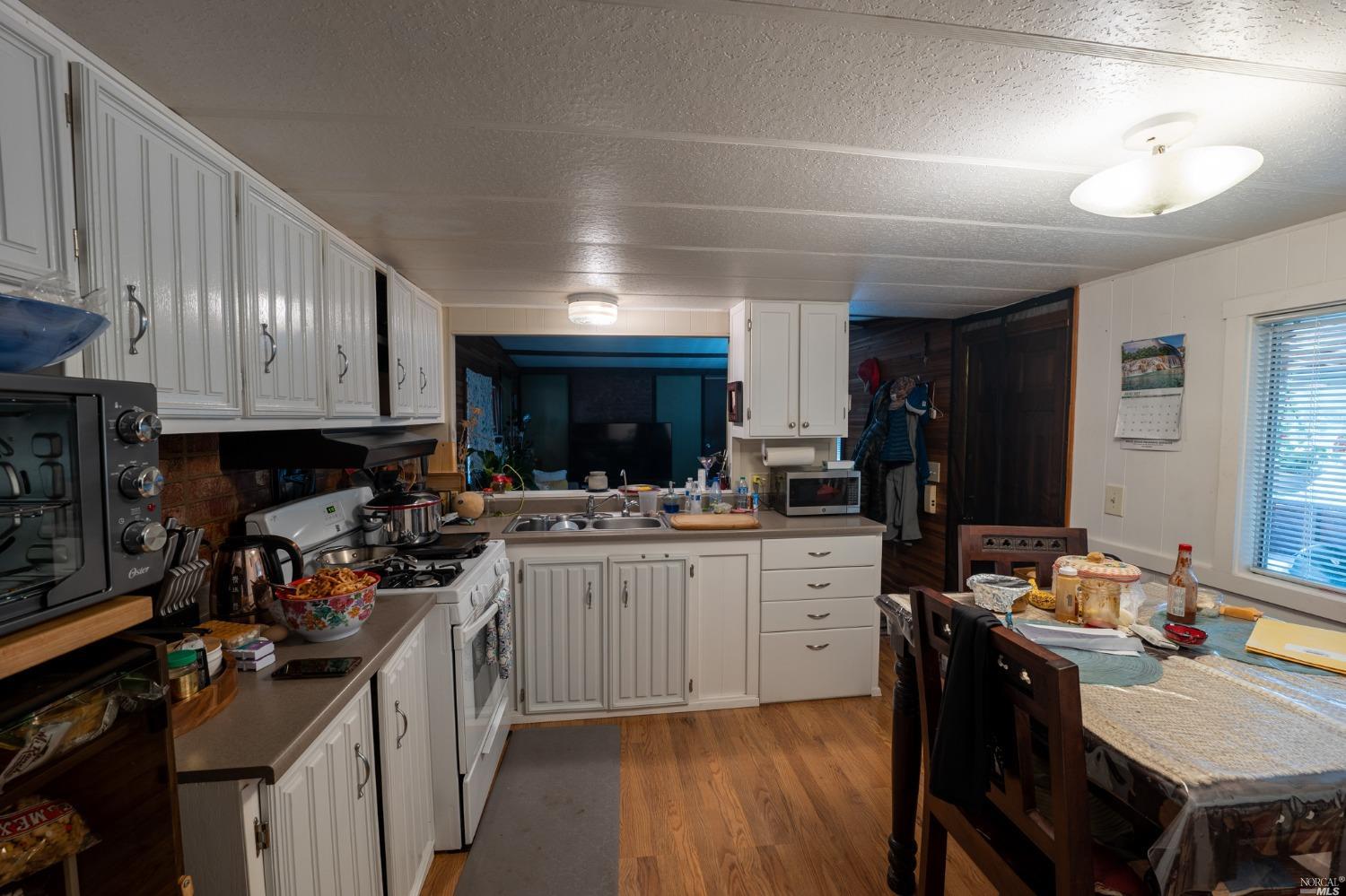 6750 Highway 20 Ukiah CA 95482