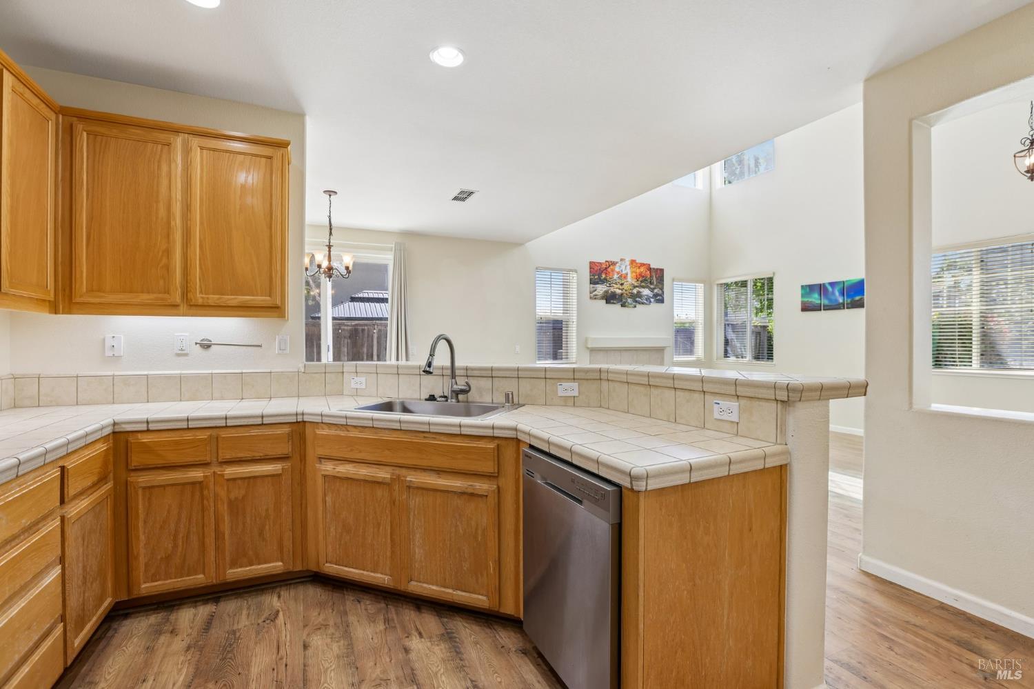 2206 Cox Lane Fairfield CA 94533