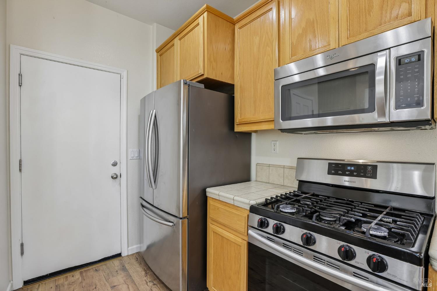 2206 Cox Lane Fairfield CA 94533