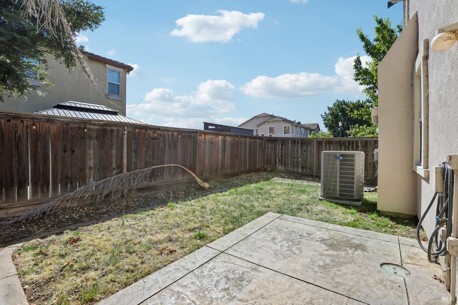 2206 Cox Lane Fairfield CA 94533