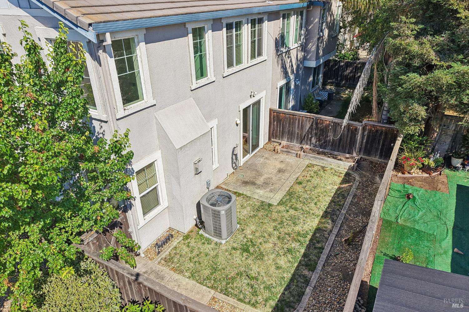 2206 Cox Lane Fairfield CA 94533