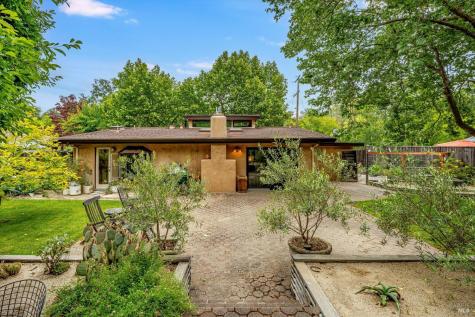 15551 Brookview Drive Sonoma CA 95476