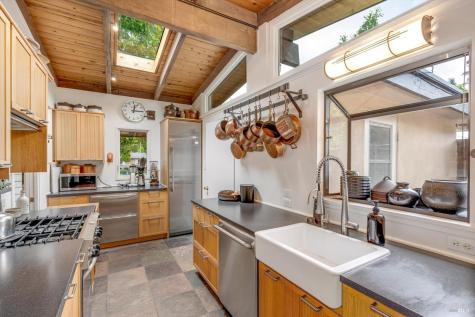 15551 Brookview Drive Sonoma CA 95476