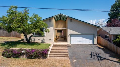 242 Avenue A Avenue Lakeport CA 95453