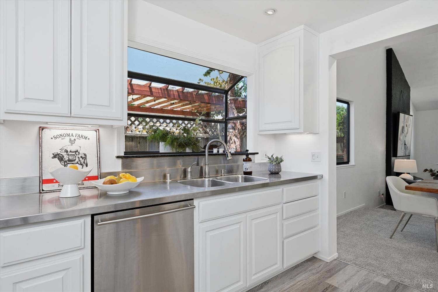 764 Lathrop Street Napa CA 94558