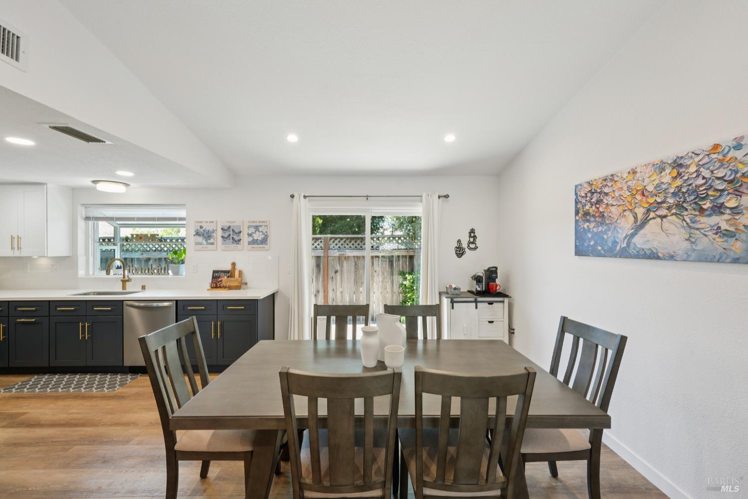 2321 Mandarin Lane Santa Rosa CA 95401