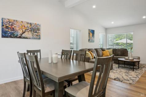 2321 Mandarin Lane Santa Rosa CA 95401