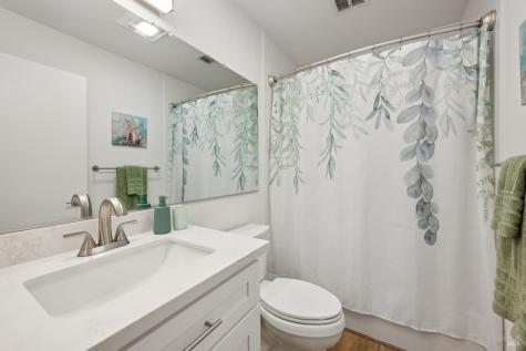 2321 Mandarin Lane Santa Rosa CA 95401