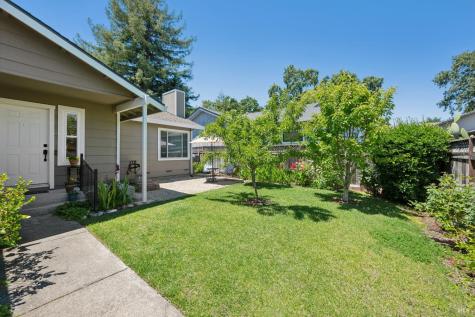 2321 Mandarin Lane Santa Rosa CA 95401