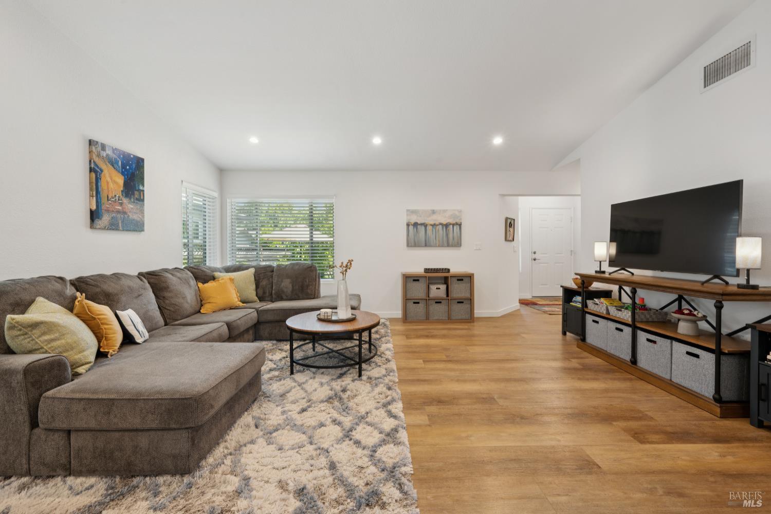 2321 Mandarin Lane Santa Rosa CA 95401