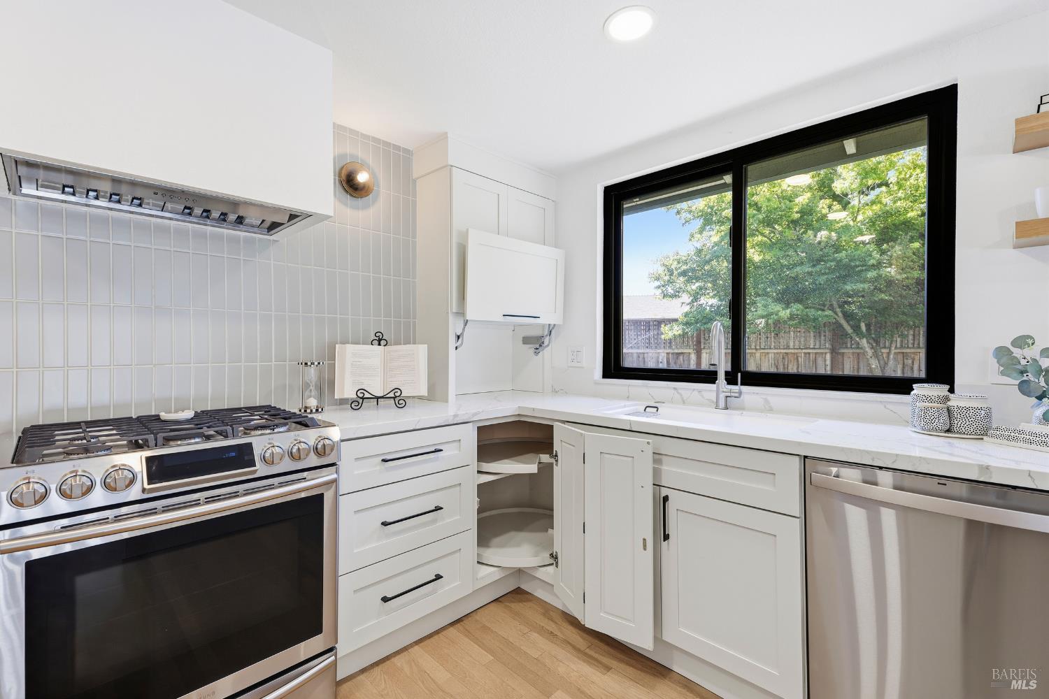 505 Teton Court Petaluma CA 94954