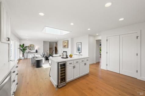 190 Drakewood Place Novato CA 94947