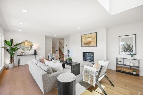 190 Drakewood Place Novato CA 94947