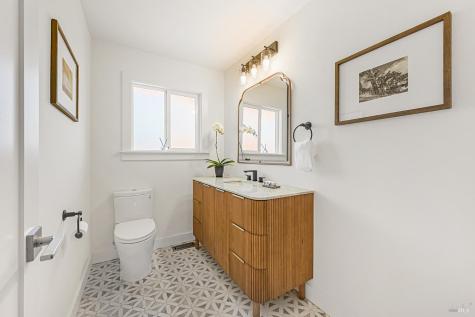 190 Drakewood Place Novato CA 94947