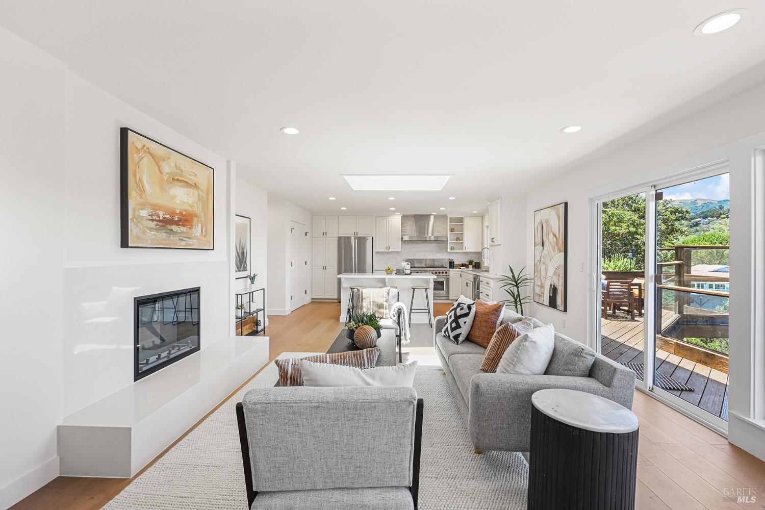 190 Drakewood Place Novato CA 94947