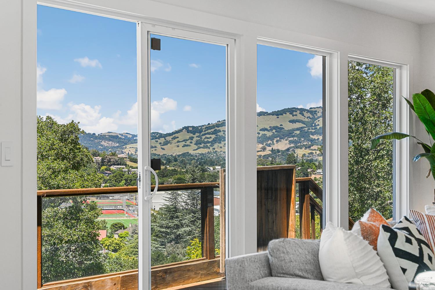 190 Drakewood Place Novato CA 94947