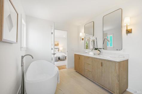 190 Drakewood Place Novato CA 94947