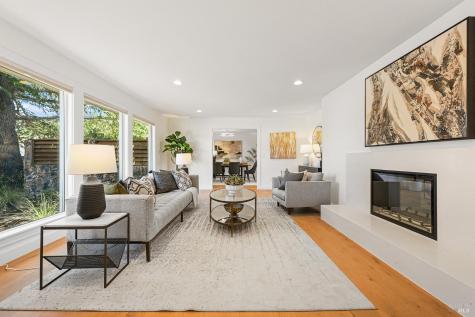 190 Drakewood Place Novato CA 94947