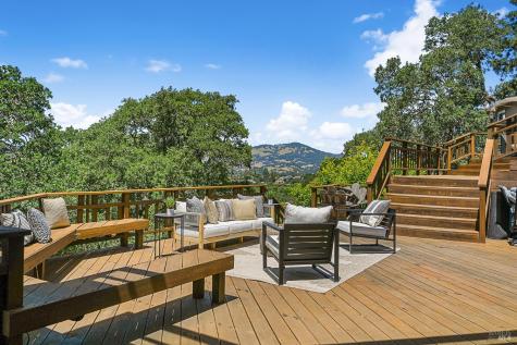 190 Drakewood Place Novato CA 94947