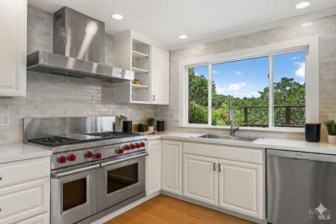 190 Drakewood Place Novato CA 94947