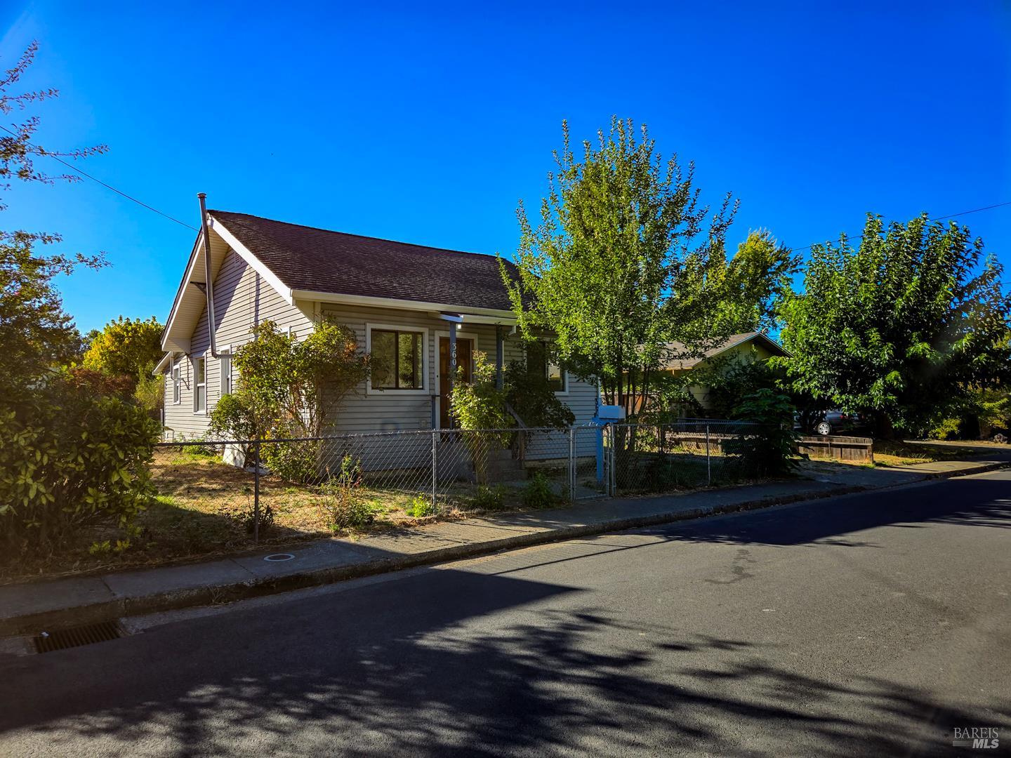 360 S Lenore Avenue Willits CA 95490