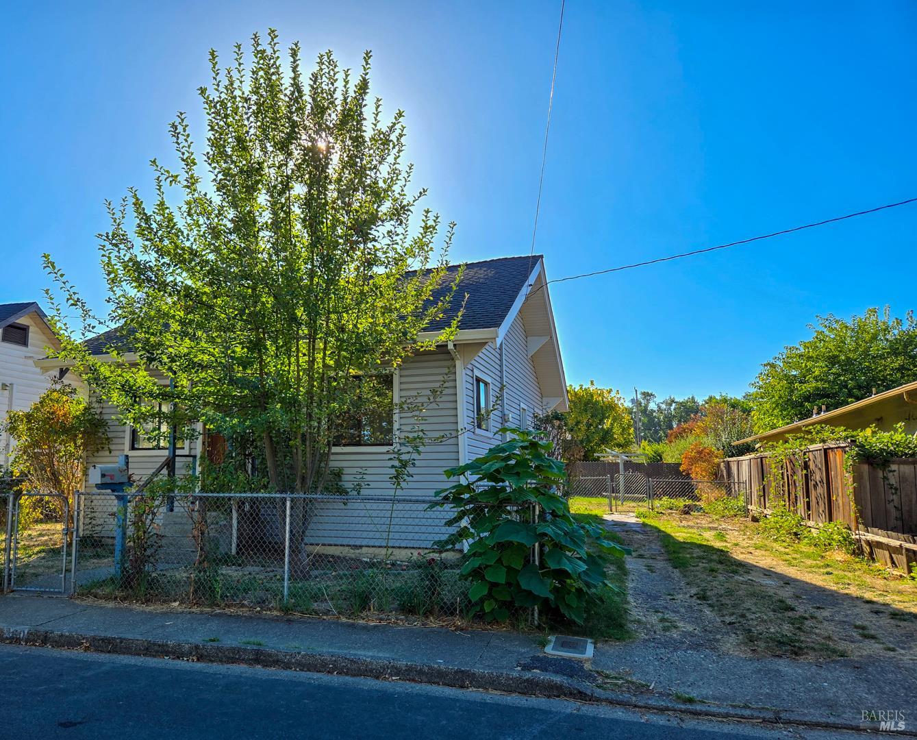 360 S Lenore Avenue Willits CA 95490