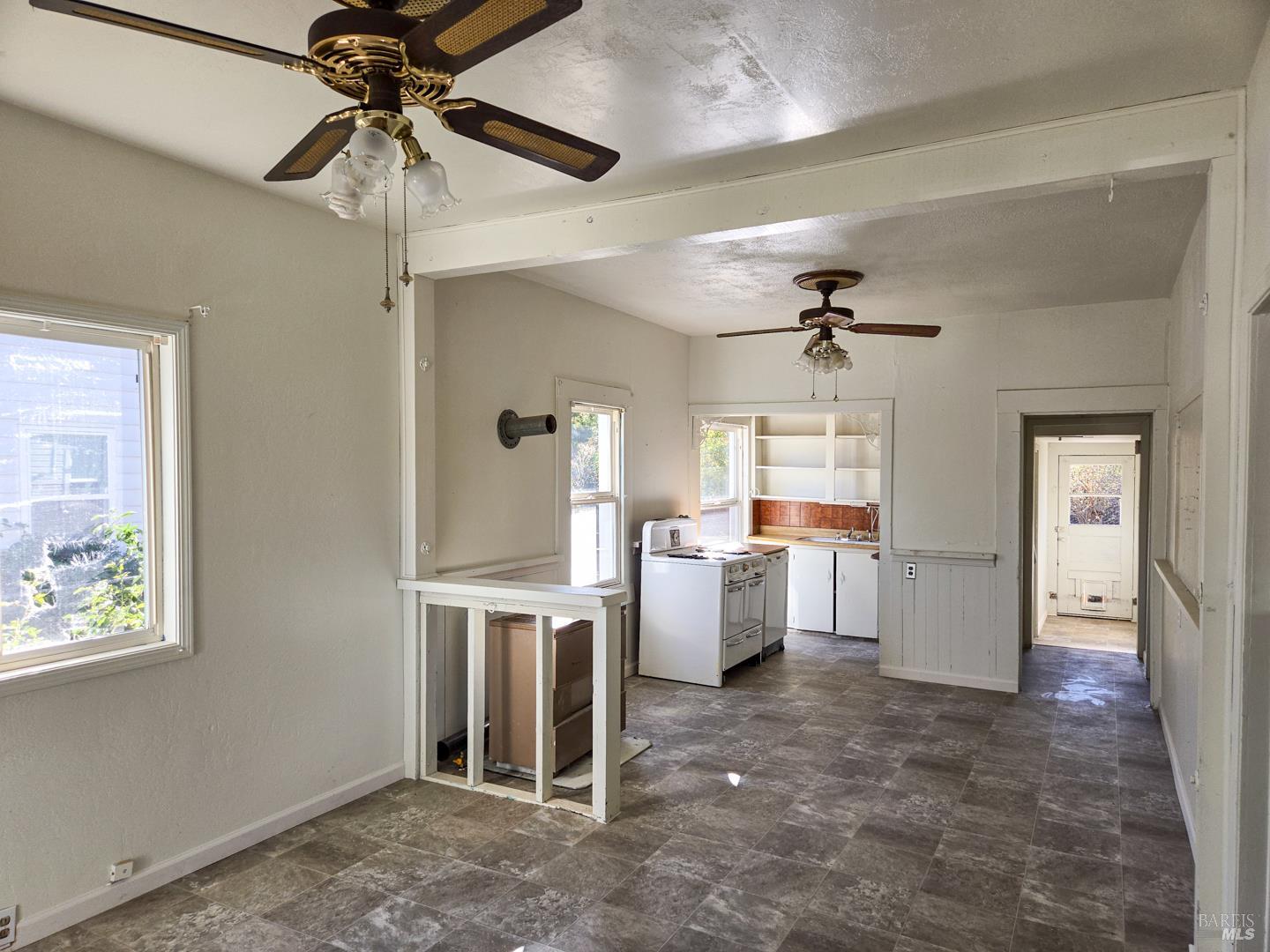 360 S Lenore Avenue Willits CA 95490