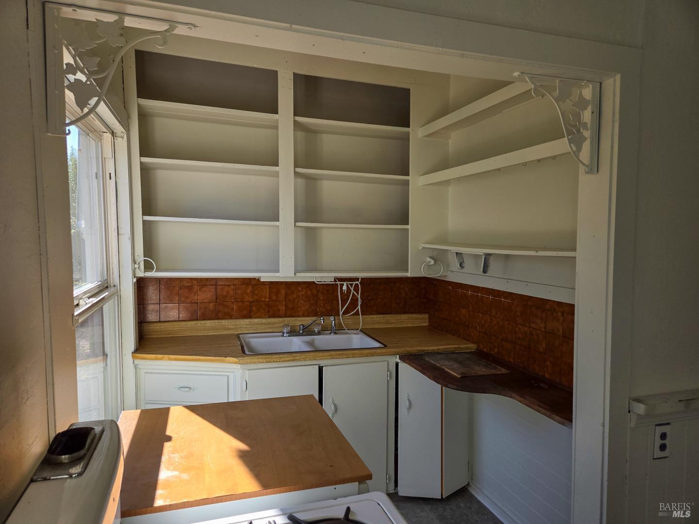 360 S Lenore Avenue Willits CA 95490