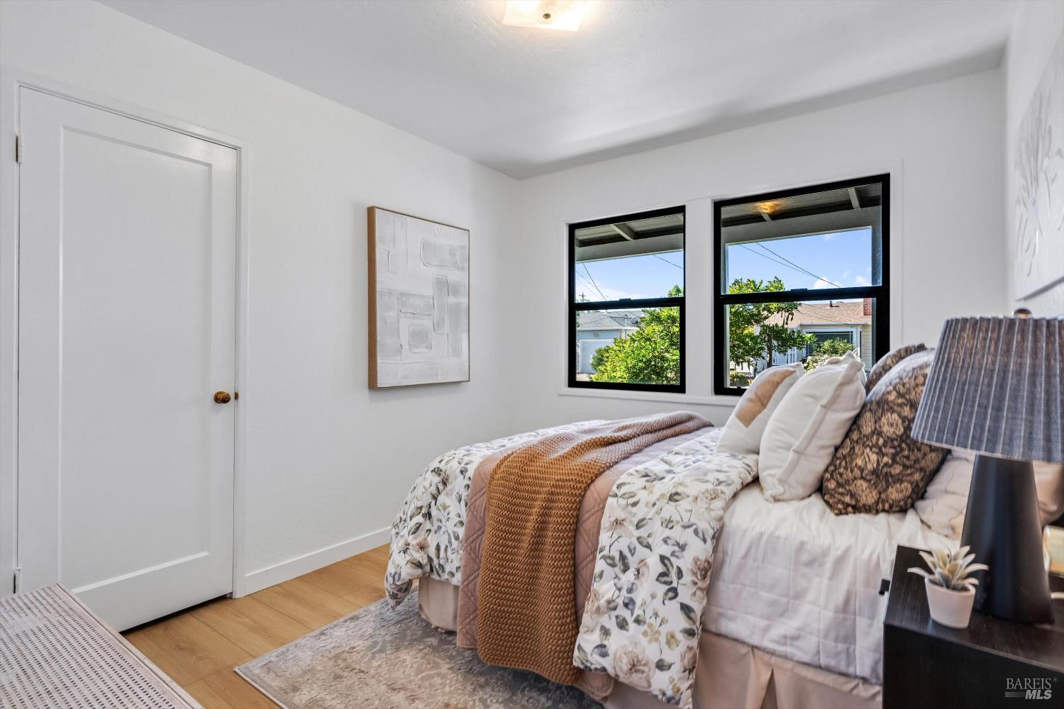 27 Rio Vista Way Petaluma CA 94952