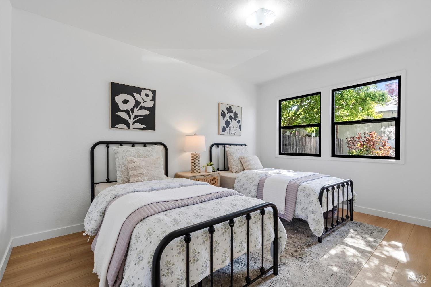 27 Rio Vista Way Petaluma CA 94952