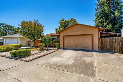 2340 Donna Maria Way Santa Rosa CA 95403