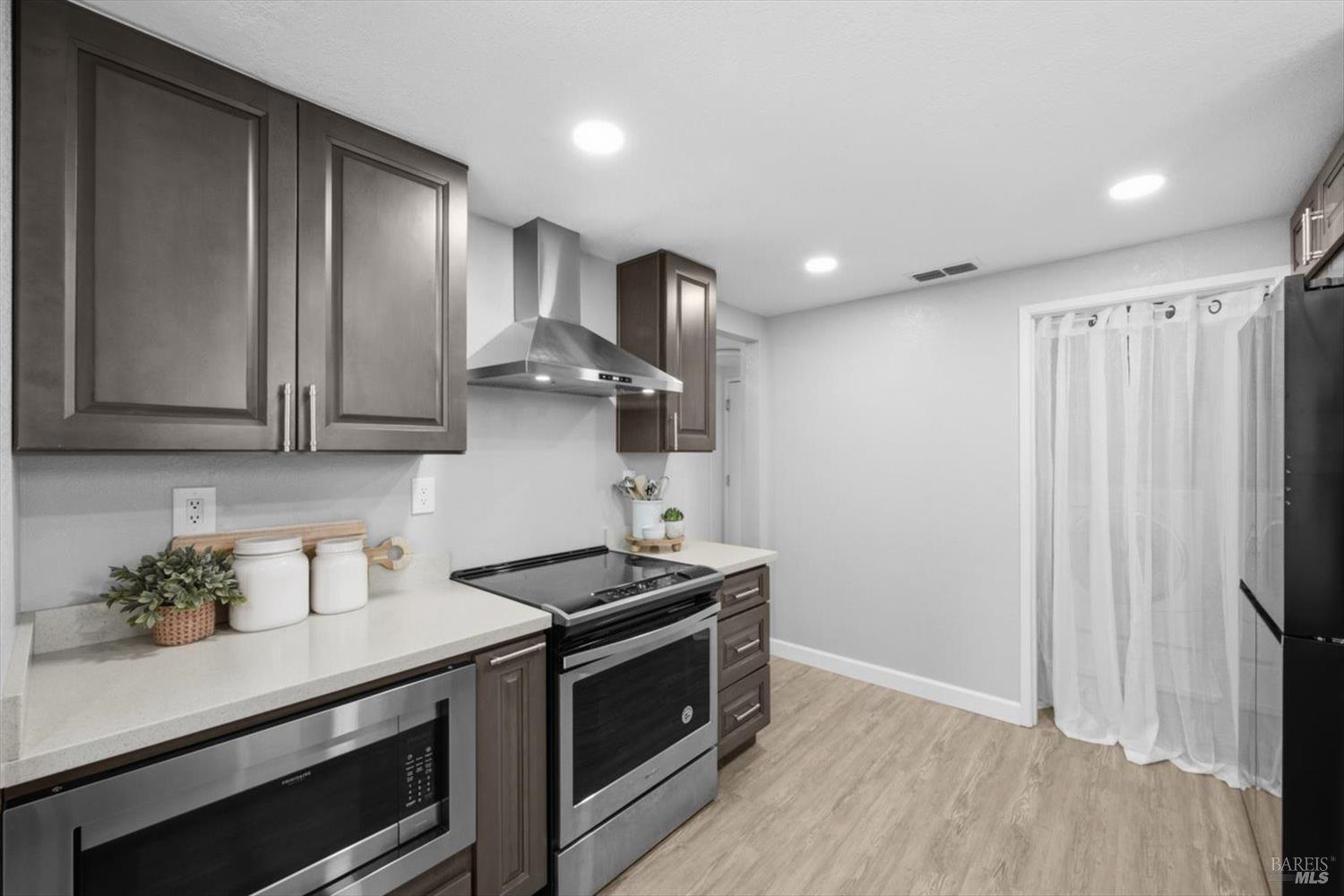 865 Turquoise Street Vacaville CA 95687