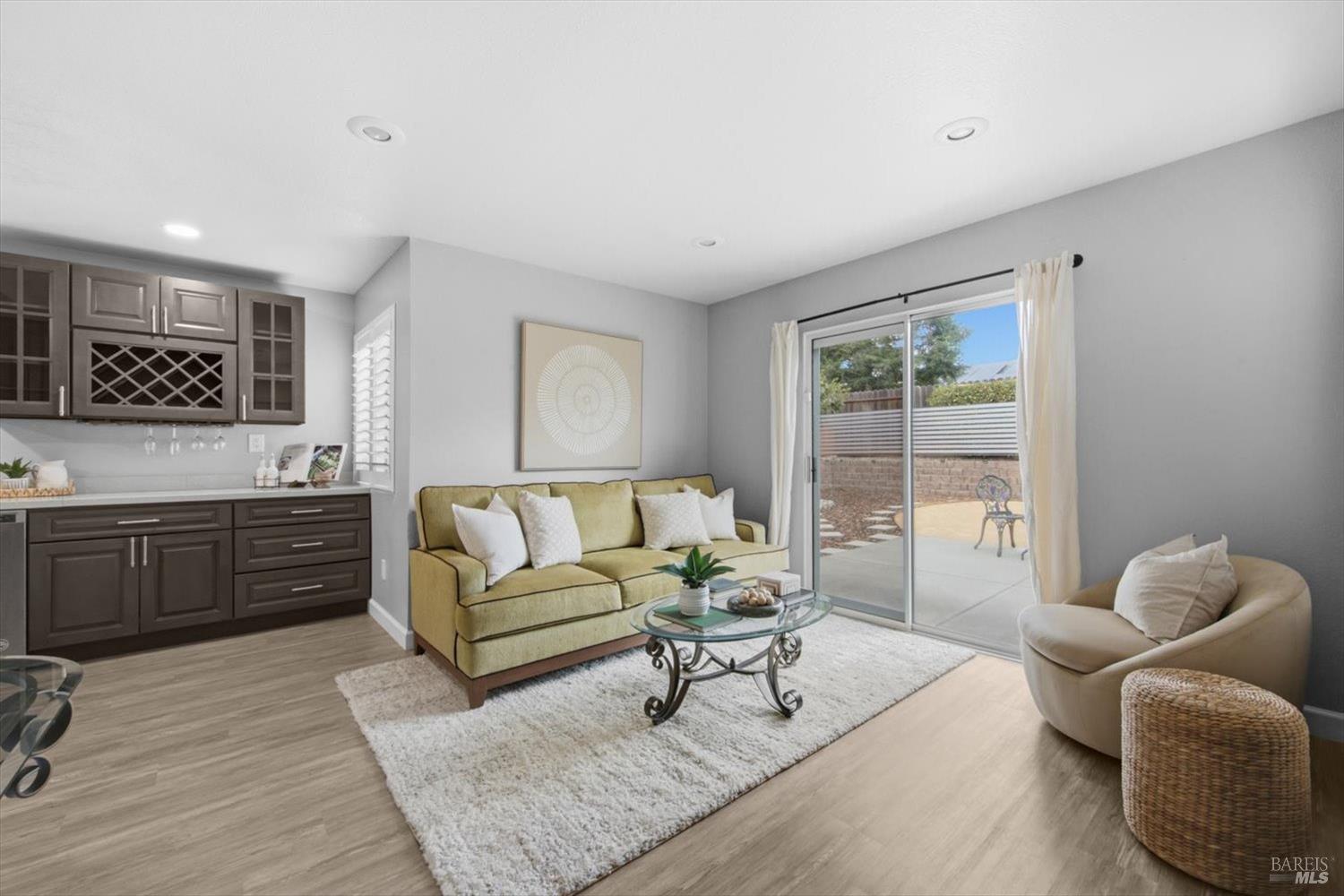 865 Turquoise Street Vacaville CA 95687