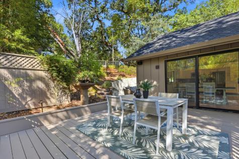 905 Robertson Road Glen Ellen CA 95442