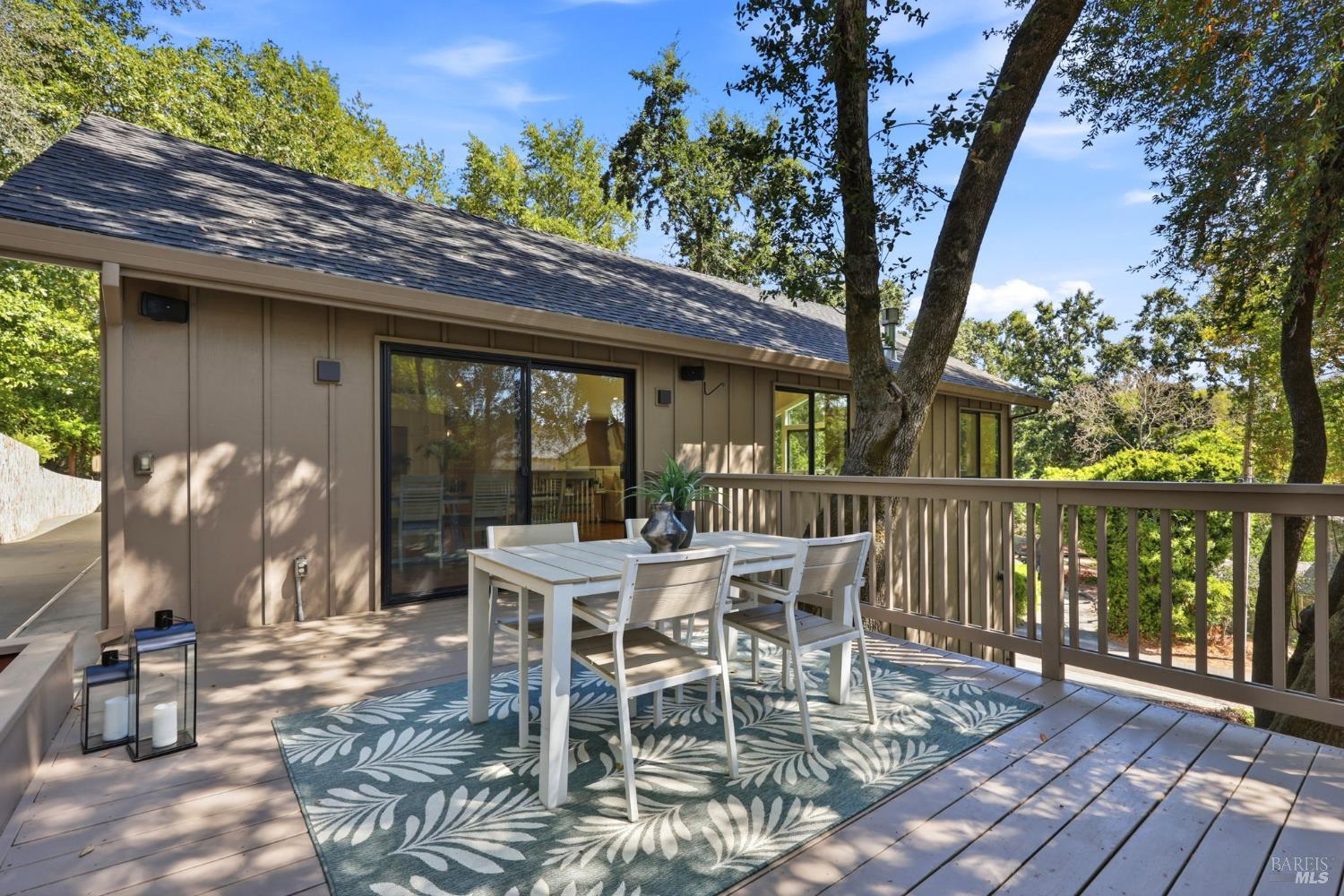 905 Robertson Road Glen Ellen CA 95442