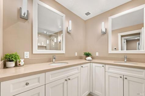 905 Robertson Road Glen Ellen CA 95442